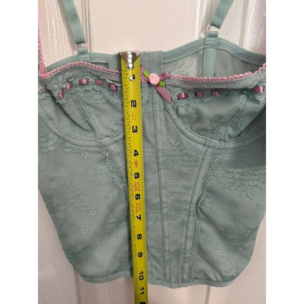 Y2K Out From Under Urban Outfitters Lace Bustier Corset Top XS NWT - Picture 10 of 10
